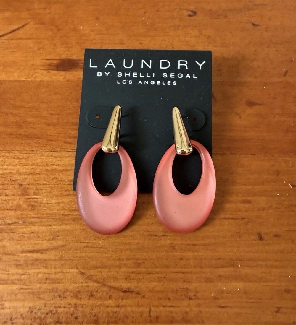 Laundry by Shelli Segal Pink Resin Drop Earrings Gold Tone NWT Modern Chic